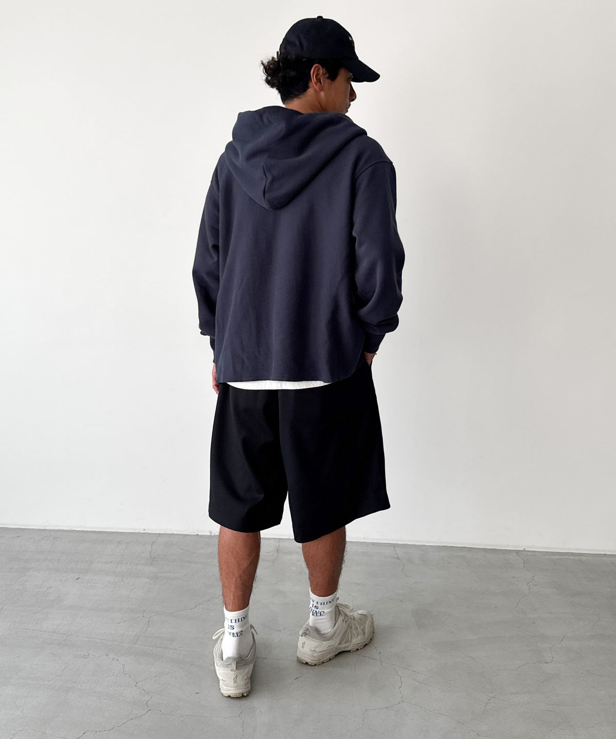 カットオフパーカープルオーバー