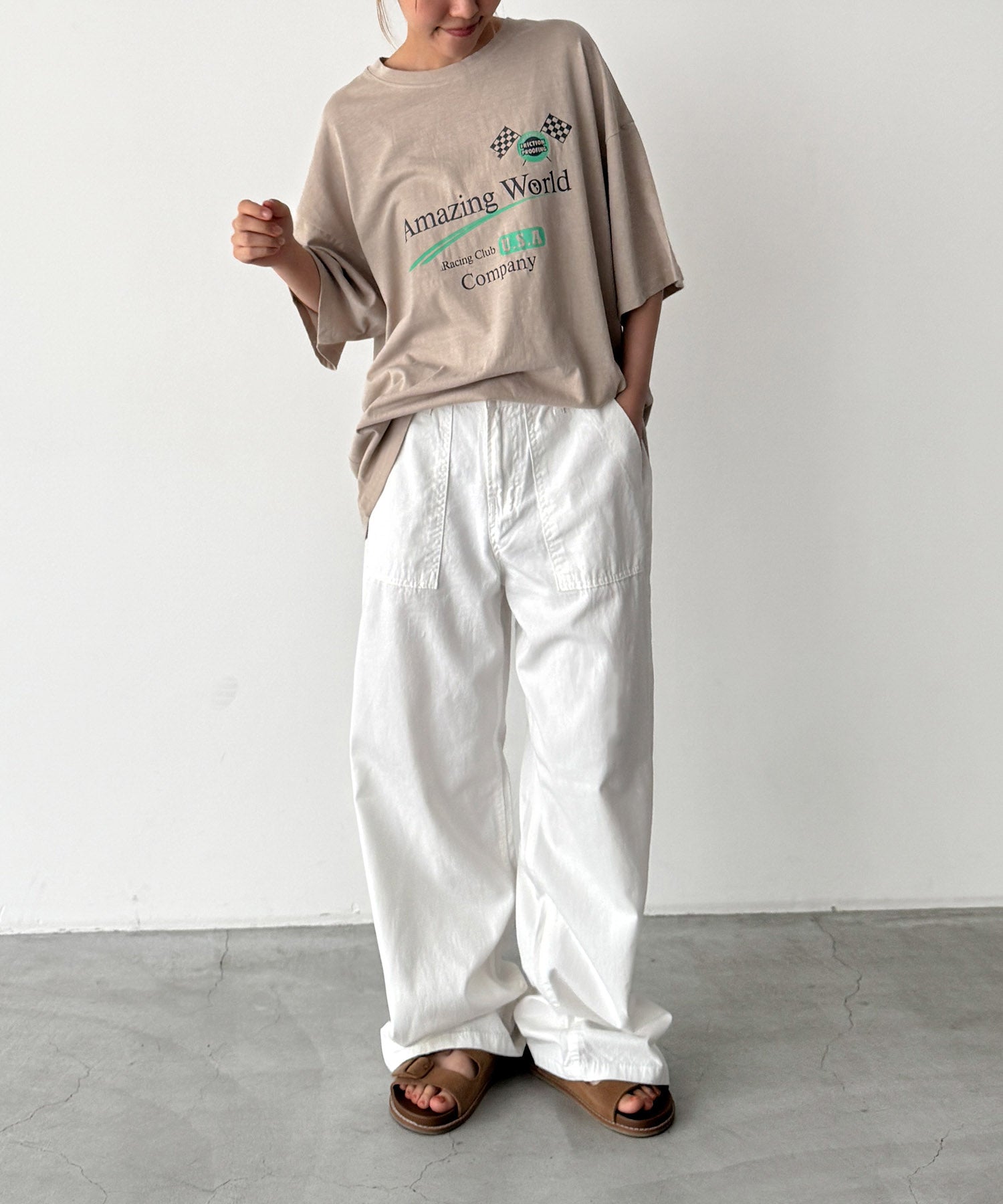 "Amazing"Tシャツ