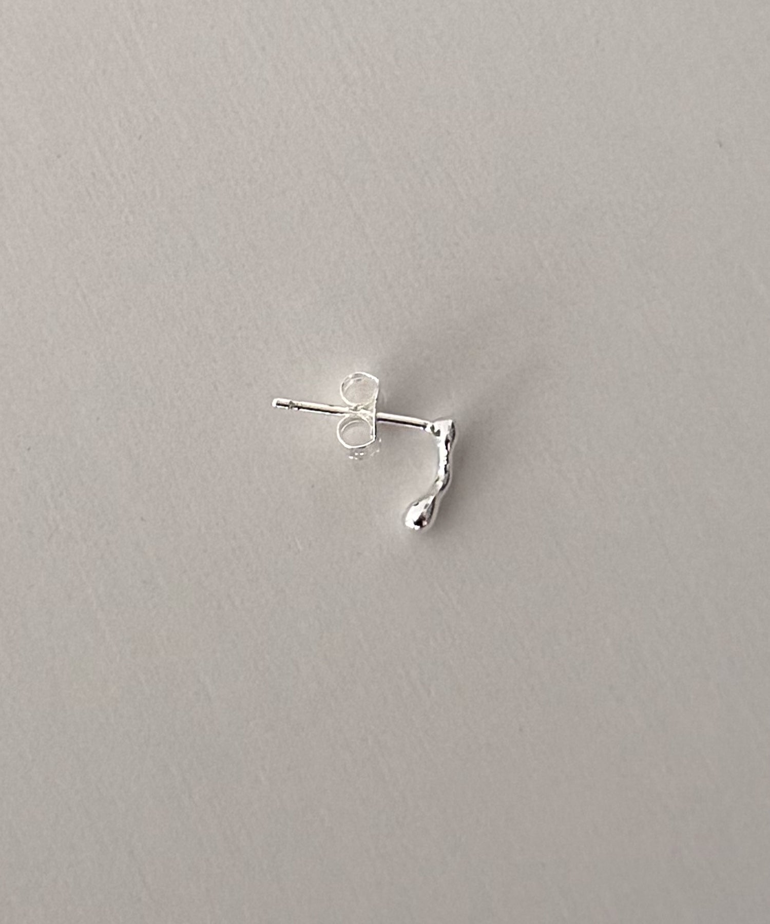 【Silver925】ウェーブピアス