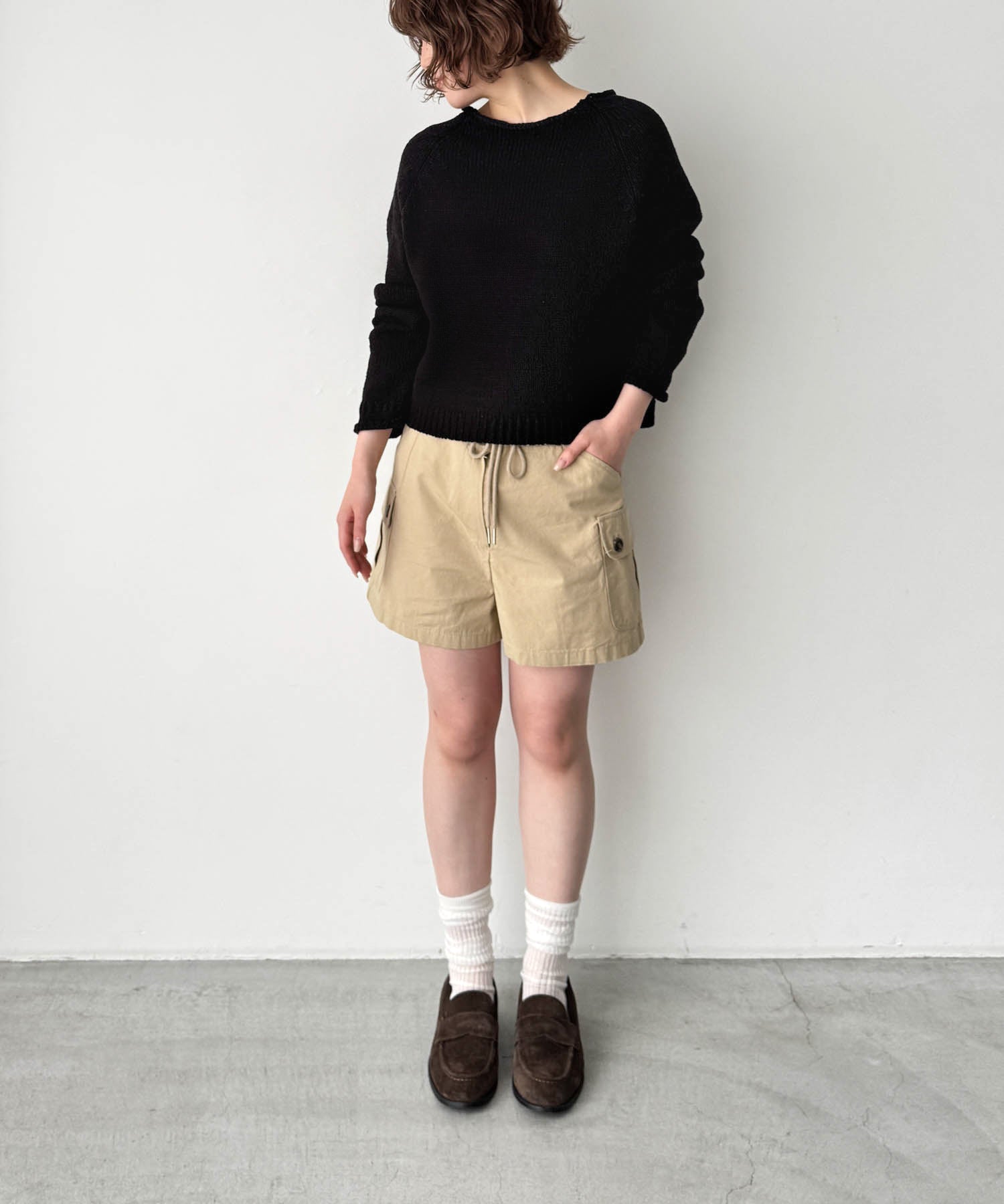 ラグラン袖ロールアップニット