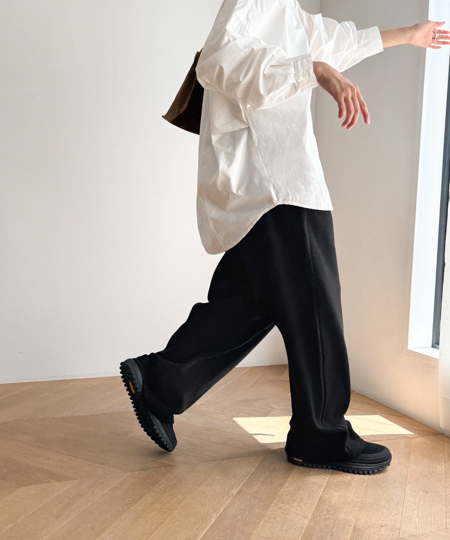 ワイドレッグスウェットパンツ