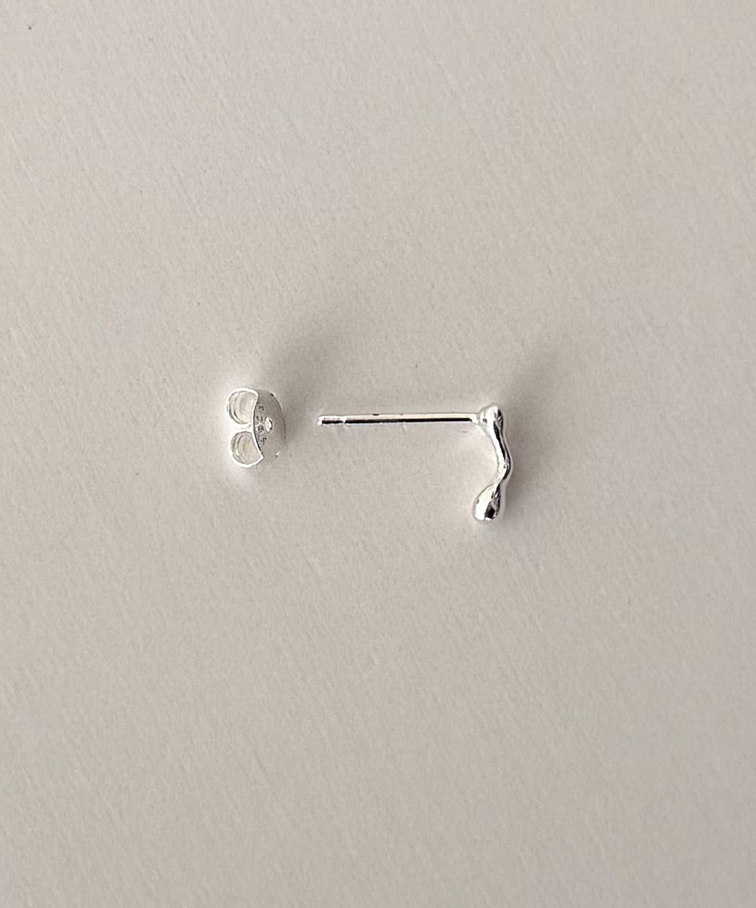 【Silver925】ウェーブピアス