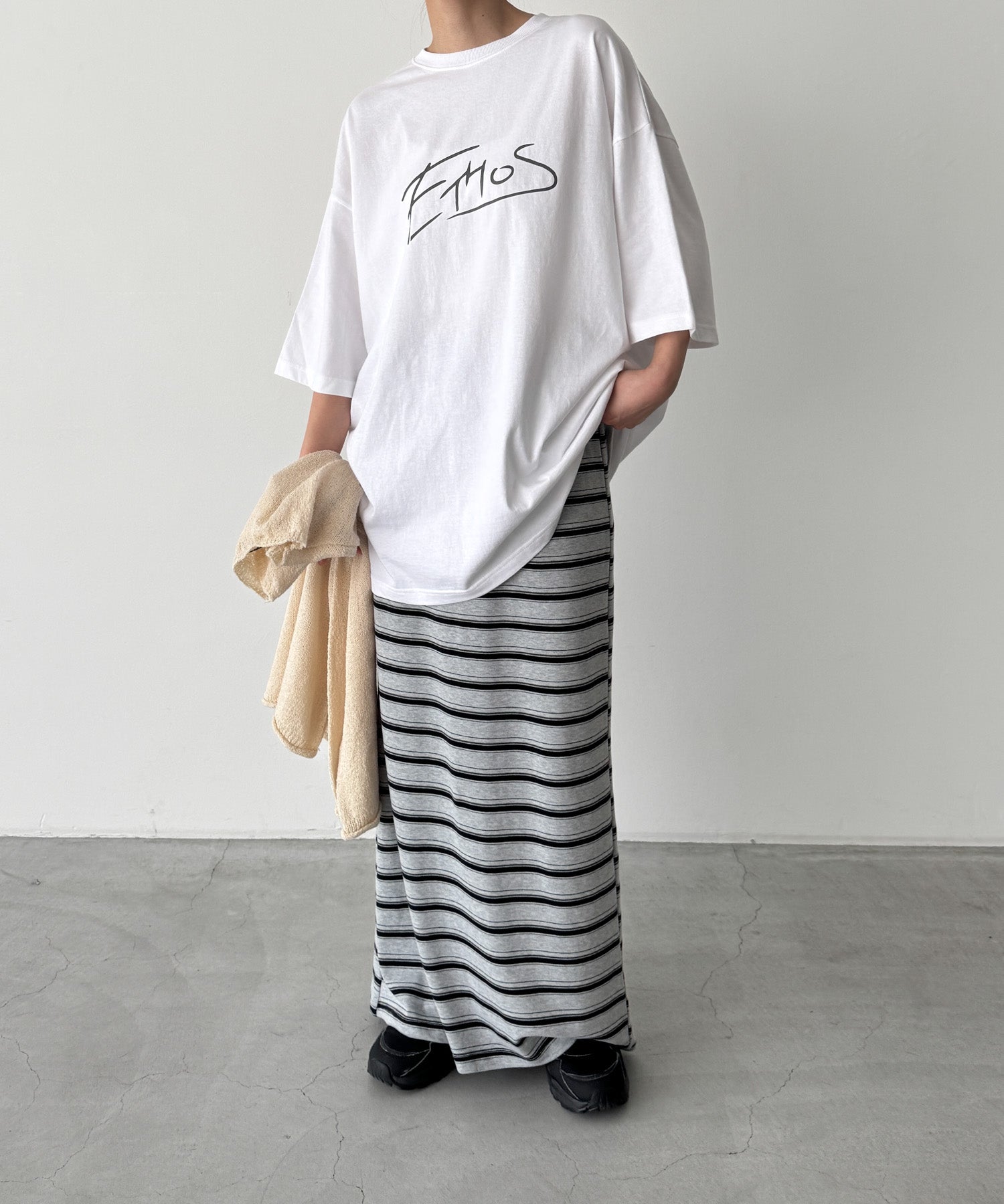 "ETHOS"Tシャツ