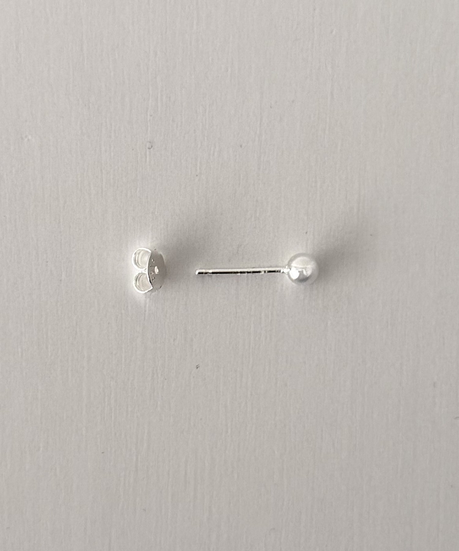 【Silver925】プチボールピアス