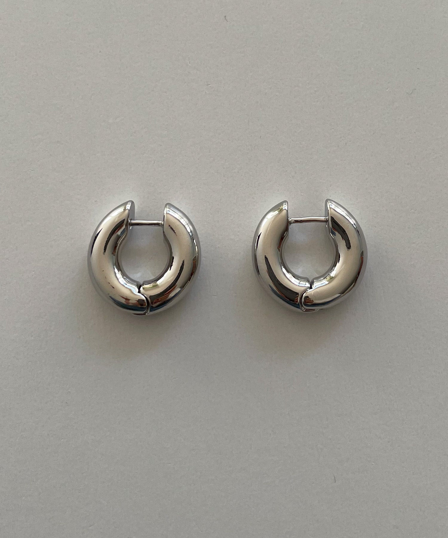 チャンキーフープピアス