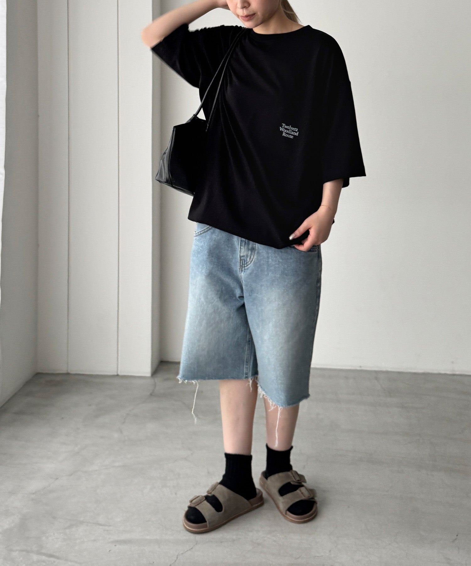 "road"Tシャツ
