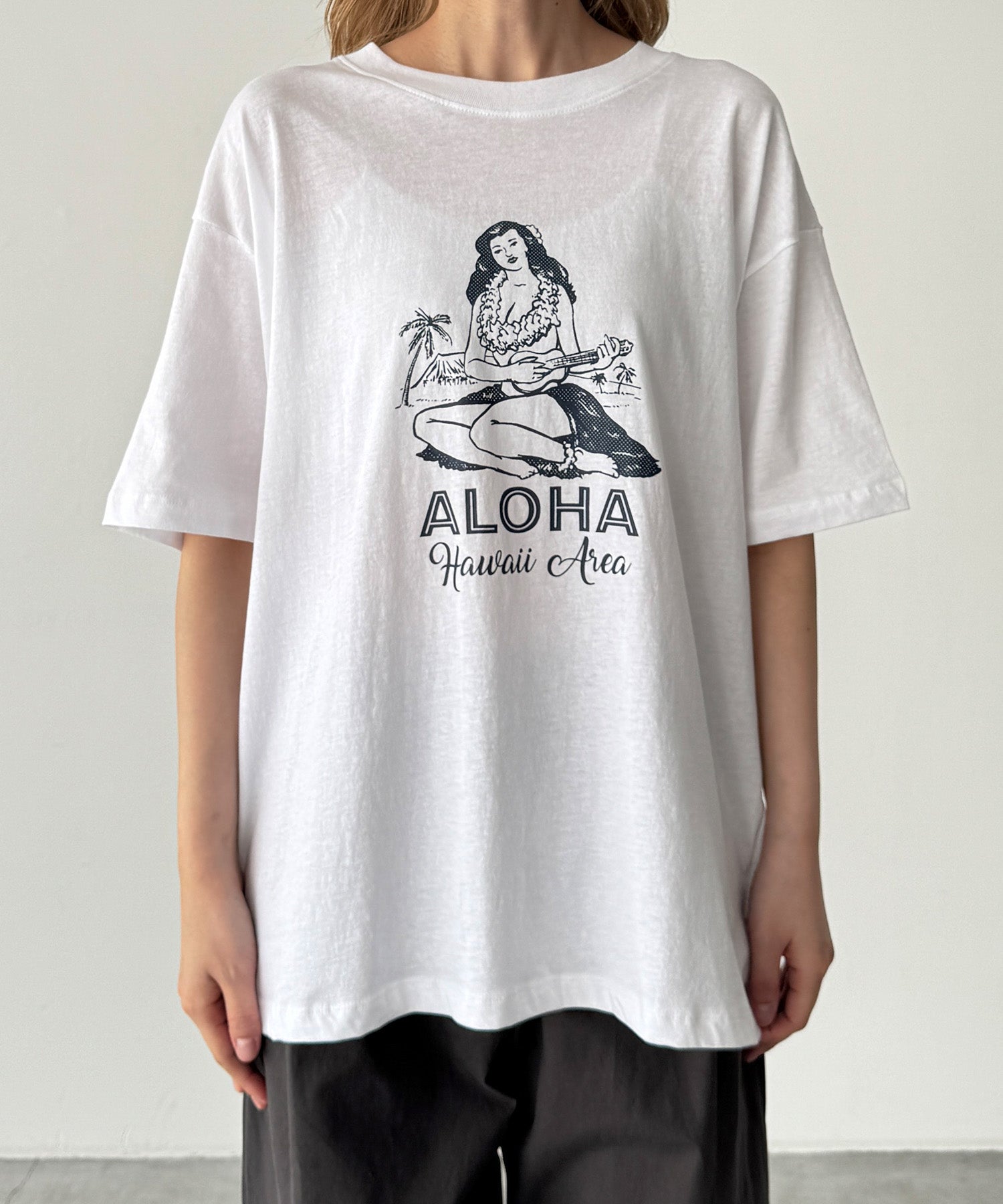 "ALOHA"Tシャツ