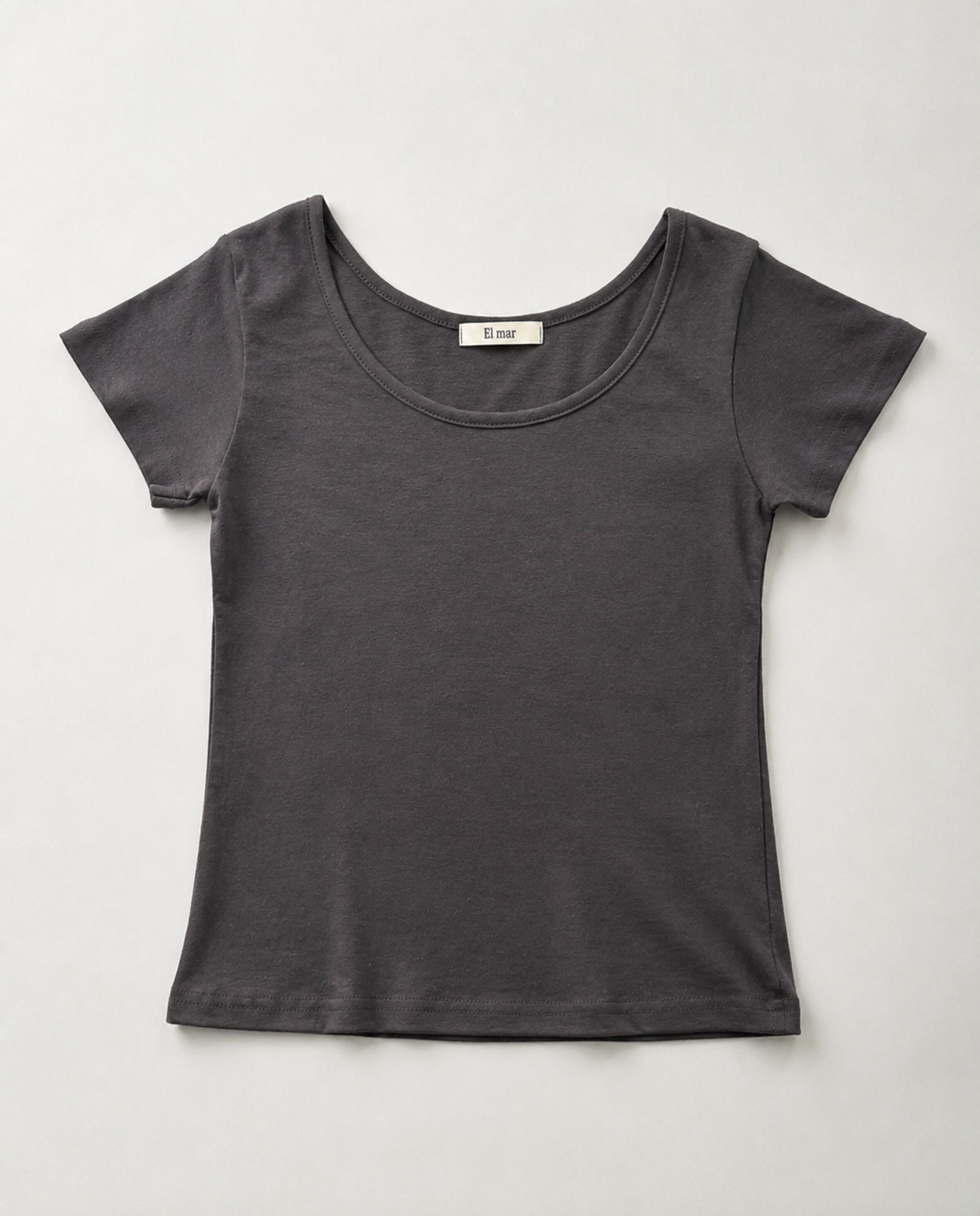 コットンラウンドネックTシャツ