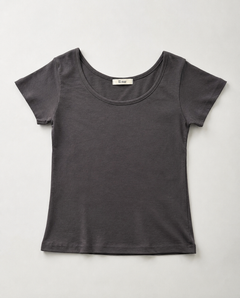 コットンラウンドネックTシャツ