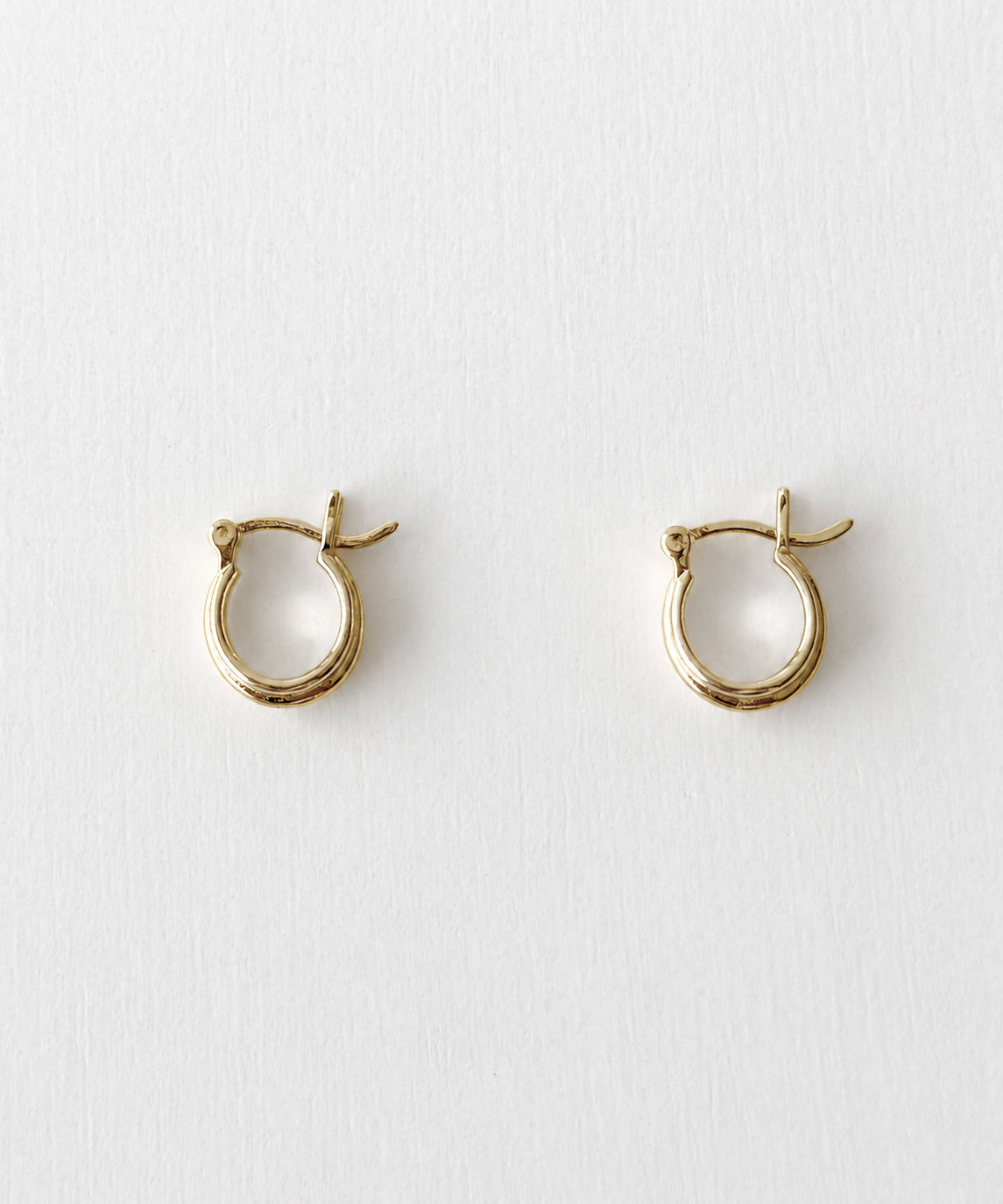 Arcフープピアス
