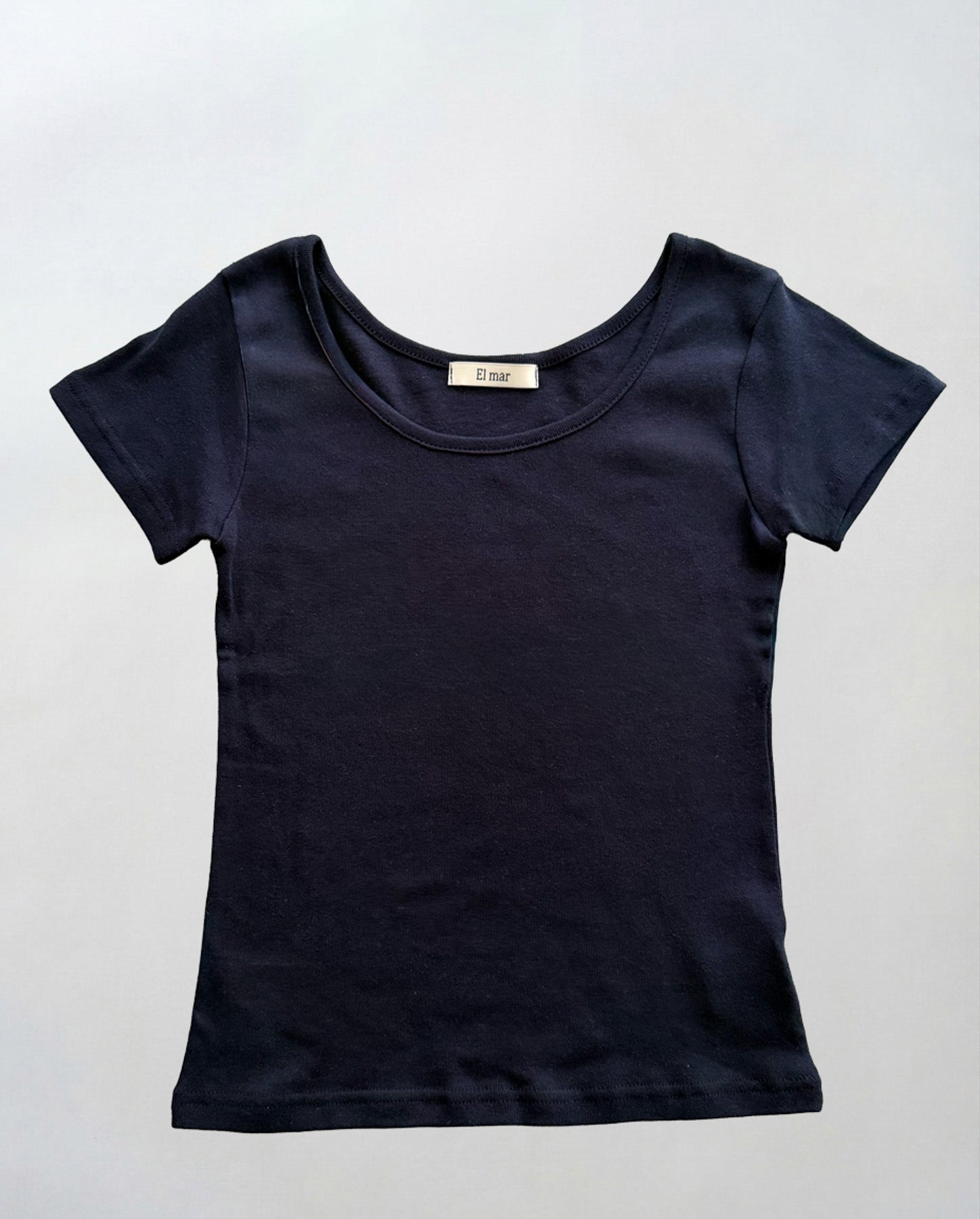コットンラウンドネックTシャツ