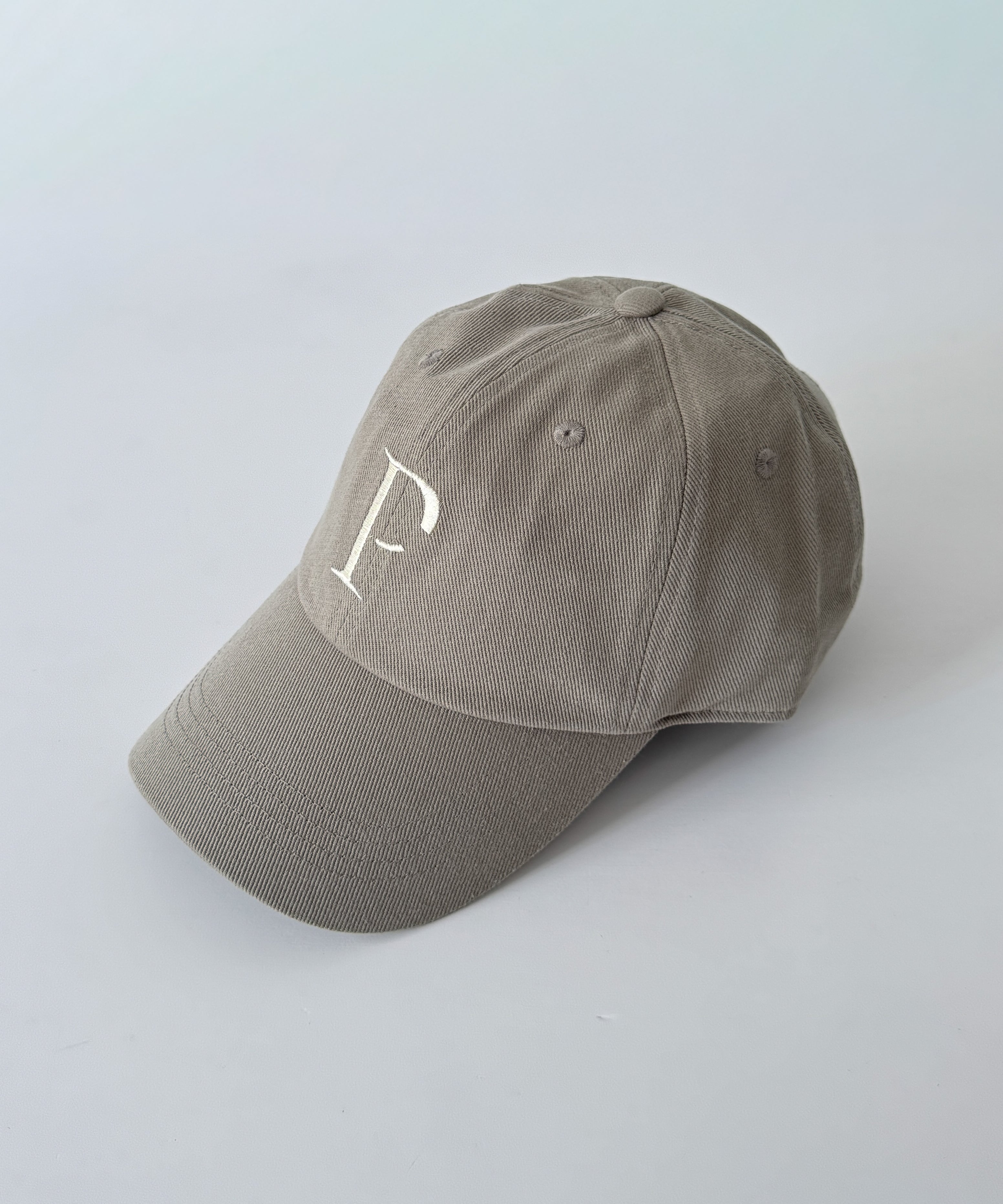 P ロゴCAP