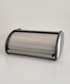 Roll-top stocker